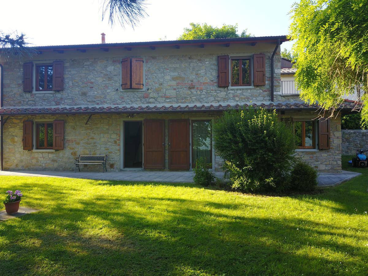 Holiday Home Casali Dei Ciompi Dicomano Luaran gambar